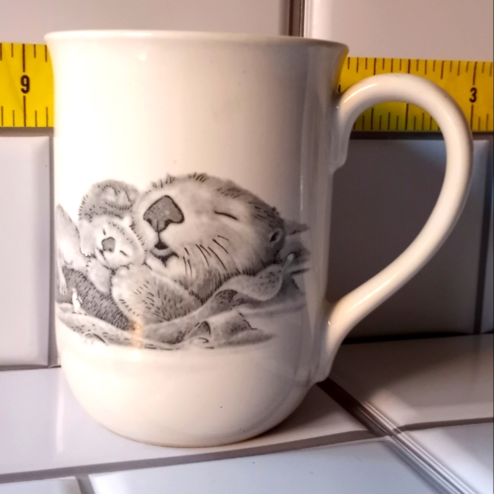Otagiri Mother and Baby Otters Mug